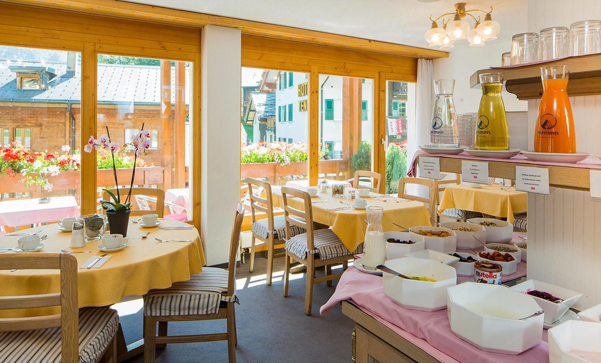 Hotel Restaurant Gabriel Scuol Exterior foto